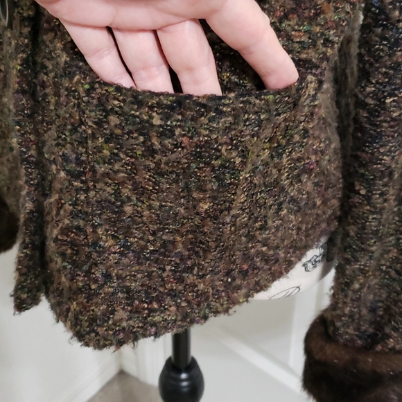 Cynthia Max sweater jacket - Picture 5 of 10